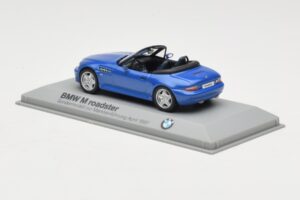 BMW Z3 Roadster 2.8 Modrý Minichamps 1:43 BMW003 Kov – obrázok 3 z 4
