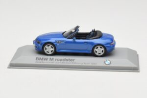 BMW Z3 Roadster 2.8 Modrý Minichamps 1:43 BMW003 Kov