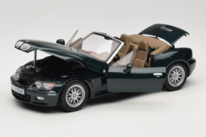BMW Z3 Roadster 2.8 Tmavo Zelený Dealerská Edícia UT Models 1:18 80439411713 Kov – obrázok 2 z 8