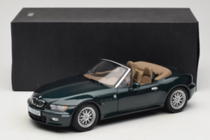 BMW Z3 Roadster 2.8 Tmavo Zelený Dealerská Edícia UT Models 1:18 80439411713 Kov – obrázok 8 z 8
