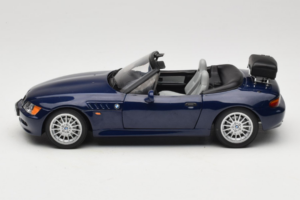 BMW Z3 Roadster Modrý Dealerská Edícia UT Models 1:18 80439422186 Kov – obrázok 4 z 8