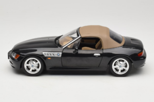 BMW Z3 Roadster Zelený Dealerská Edícia UT Models 1:18 80439411711 Kov – obrázok 4 z 8