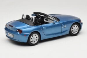 BMW Z4 E85 Modrý Metallic Motormax 1:18 73144 Kov – obrázok 3 z 8