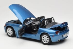 BMW Z4 E85 Modrý Metallic Motormax 1:18 73144 Kov – obrázok 5 z 8