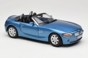 BMW Z4 E85 Modrý Metallic Motormax 1:18 73144 Kov – obrázok 6 z 8