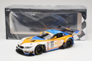 BMW Z4 E89 GT3 #46 Mills Racing M. Wittmer / A. Mills Pirelli World Challenge Sprint X-Series 2016 Minichamps 1:18 151162346  – obrázok 6 z 6