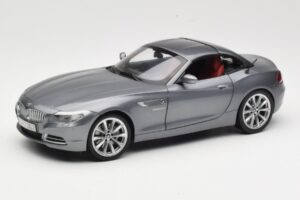 BMW Z4 E89 sDrive 35i Space Grey Metallic Kyosho 1:18 80432147085 Kov