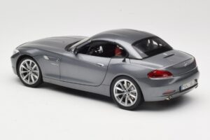 BMW Z4 E89 sDrive 35i Space Grey Metallic Kyosho 1:18 80432147085 Kov – obrázok 7 z 8