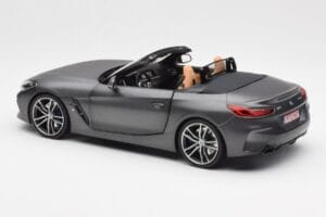 BMW Z4 G29 Šedý Metallic Norev 1:18 183270 Kov – obrázok 7 z 8