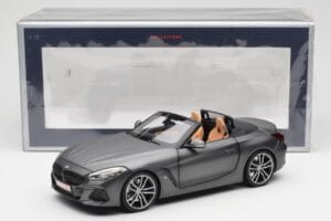BMW Z4 G29 Šedý Metallic Norev 1:18 183270 Kov – obrázok 8 z 8