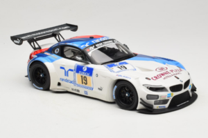 BMW Z4 GT3 #19 Team Schubert J. Muller / D. Muller ADAC 24 Hours Nurburgring 2013 Minichamps 1:18 151132319 Kov – obrázok 4 z 6