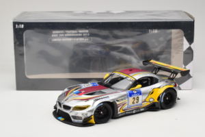 BMW Z4 GT3 #29 VDS Racing Team B. Leinders / F. Paltalla ADAC 24 Hours Nurburgring 2012 Minichamps 1:18 151122329 Kov – obrázok 6 z 6