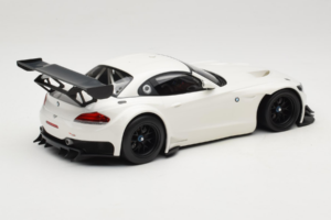 BMW Z4 GT3 E89 Biely Minichamps 1:18 151122301 Kov – obrázok 2 z 6