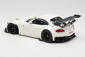 BMW Z4 GT3 E89 Biely Minichamps 1:18 151122301 Kov – obrázok 5 z 6