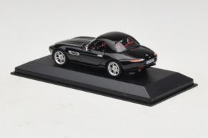 BMW Z8 Čierny Hardtop Minichamps 1:43 BMW018 Kov – obrázok 3 z 4