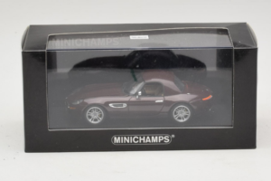 BMW Z8 Hnedý Hardtop Minichamps 1:43 BMW019 Kov – obrázok 4 z 4