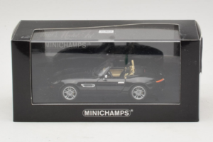 BMW Z8 Kabriolet Čierny Minichamps 1:43 80420026607-R1 Kov – obrázok 4 z 4