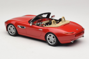 BMW Z8 Červený Minichamps 1:18 155024230 Kov – obrázok 5 z 6