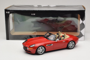 BMW Z8 Červený Minichamps 1:18 155024230 Kov – obrázok 6 z 6