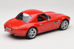 BMW Z8 Červený Kyosho 1:18 80439411730 Kov – obrázok 4 z 9