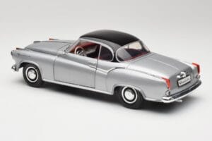Borgward Isabella Coupe Šedý & Čierny Revell 1:18 8989 Kov – obrázok 4 z 8