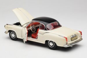 Borgward Isabella Coupe Biely Revell 1:18 8859 Kov – obrázok 5 z 8