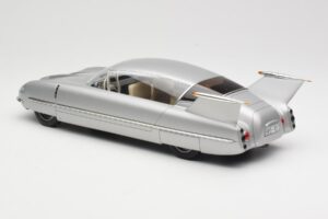 Borgward Traumwagen Strieborný BoS Models 1:18 BOS052 Živica – obrázok 5 z 6