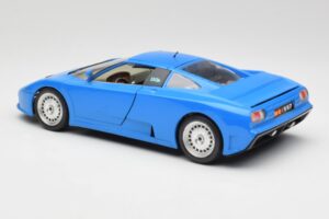 Bugatti EB110 Modrý Bburago 1:18 3035 Kov – obrázok 7 z 8