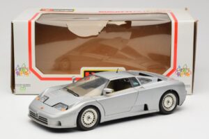 Bugatti EB110 Strieborný Bburago 1:18 3035-S Kov – obrázok 8 z 8