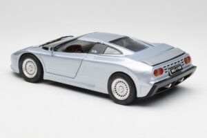 Bugatti EB110 SS Strieborný Anson 1:18 30303-W-M2 Kov – obrázok 7 z 8