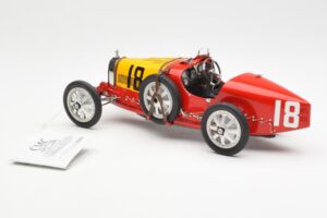 Bugatti T35 National Colors Spain CMC 1:18 M-100-B-016 Kov – obrázok 5 z 6
