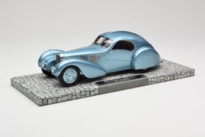 Bugatti Type 57SC Atlantic Modrý Minichamps 1:18 107110320 Kov