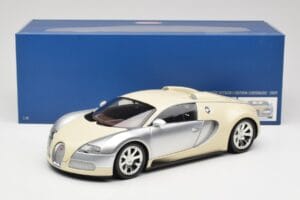 Bugatti Veyron Edition Centenaire Chrome Beige Minichamps 1:18 100110854 Kov – obrázok 8 z 8