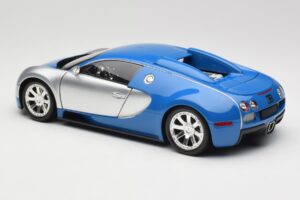 Bugatti Veyron Edition Centenaire Chrome Blue Minichamps 1:18 100110850 Kov – obrázok 7 z 8
