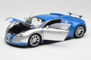 Bugatti Veyron Edition Centenaire Chrome Blue Minichamps 1:18 100110850-O Kov – obrázok 2 z 7