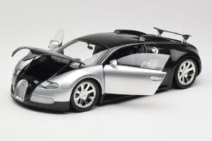 Bugatti Veyron Edition Centenaire Chrome Green Minichamps 1:18 100110852 Kov – obrázok 2 z 8