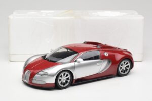 Bugatti Veyron Edition Centenaire Chrome Red Minichamps 1:18 100110851-O Kov – obrázok 8 z 8
