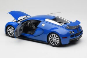 Bugatti Veyron Svetlo Modrá Tmavá Modrá Minichamps 1:18 100110821 Kov – obrázok 5 z 8