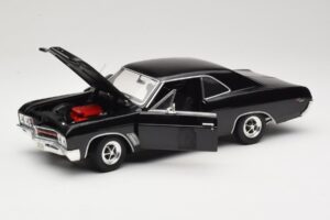 Buick GS 400 Čierny American Muscle 1:18 33086 Kov – obrázok 2 z 8