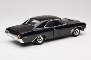 Buick GS 400 Čierny American Muscle 1:18 33086 Kov – obrázok 3 z 8
