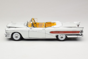 Buick Limited Wells Fargo Modrý Sun Star 1:18 4821 Kov – obrázok 3 z 6