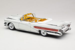 Buick Limited Wells Fargo Modrý Sun Star 1:18 4821 Kov – obrázok 5 z 6