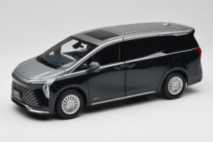 Buick MPV Hnedý OEM 1:18 GI-20220753 Kov