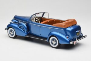 Buick Roadmaster 80-C Four Door Phaeton Blue Metallic BoS Models 1:18 BOS372 Živica – obrázok 5 z 6