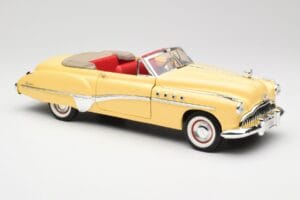 Buick Roadmaster Chrome Yellow Motormax 1:18 23124646-M17 Kov – obrázok 6 z 8