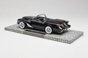 Buick Wildcat II Concept Čierny Minichamps 1:18 107141222 Kov – obrázok 5 z 6