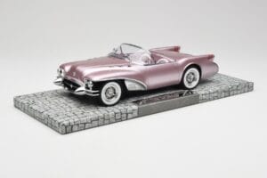 Buick Wildcat II Concept Salmon Metallic Minichamps 1:18 107141221 Živica