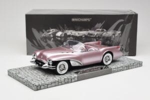 Buick Wildcat II Concept Salmon Metallic Minichamps 1:18 107141221 Živica – obrázok 6 z 6