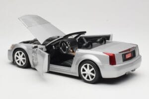 Cadillac XLR Cabrio Strieborný Hot Wheels 1:18 53838 Kov – obrázok 5 z 8