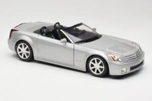 Cadillac XLR Cabrio Strieborný Hot Wheels 1:18 53838 Kov – obrázok 6 z 8